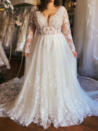 Ball Gown/Princess V-neck Tulle Court Train Wedding Dresses With Appliques Lace #Milly00029031