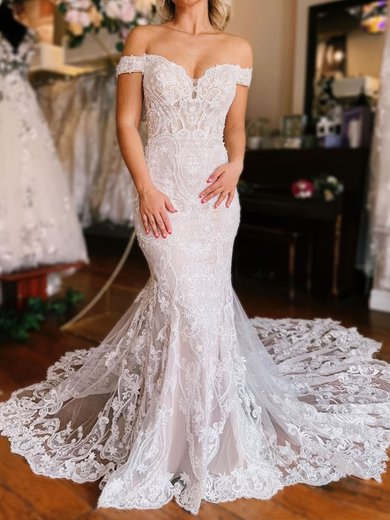 Trumpet/Mermaid Off-the-shoulder Lace Tulle Sweep Train Wedding Dresses With Appliques Lace #Milly00029047