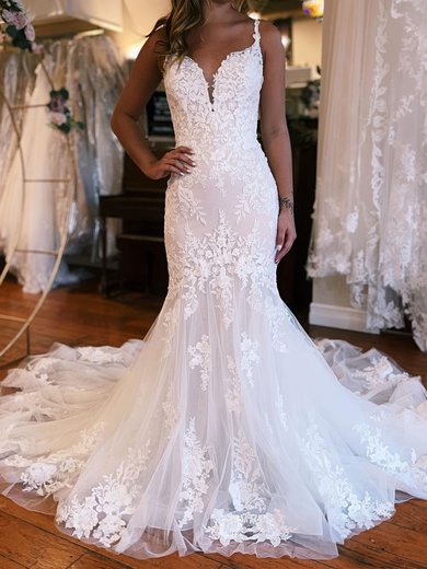 Trumpet/Mermaid V-neck Tulle Sweep Train Wedding Dresses With Appliques Lace #Milly00029084