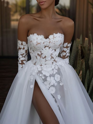 Ball Gown Sweetheart Lace Tulle Chapel Train Wedding Dress #Milly00027015