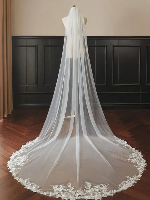 Chapel Bridal Veils One-tier Lace Applique Edge #Milly03010277