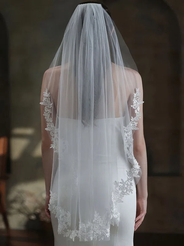 Fingertip Bridal Veils One-tier Lace Applique Edge #Milly03010281