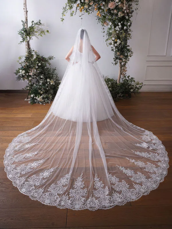 Cathedral Bridal Veils One-tier Lace Applique Edge #Milly03010291