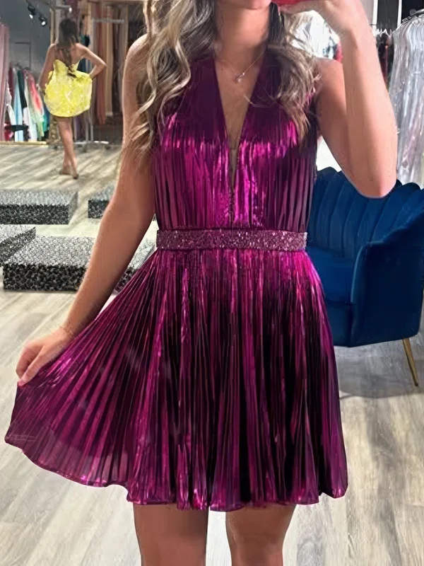 Unique A-line Halter Metallic Beaded Pleated Homecoming Dresses #Milly02055454