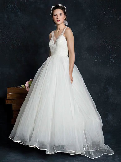 Court Train Tulle V-neck Pearl Detailing Ball Gown Discount Wedding Dress #00021345
