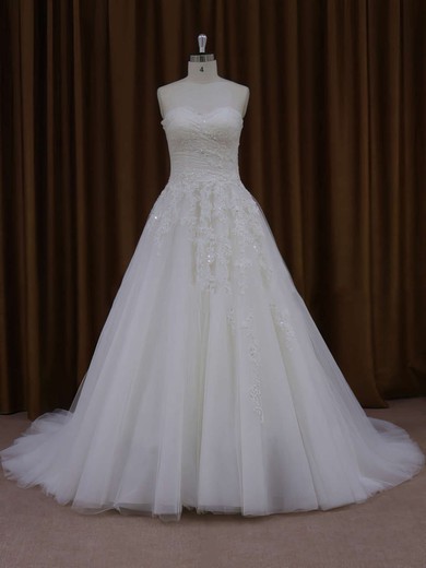 Sweetheart Appliques Lace Ivory Tulle Court Train Fashion Wedding Dresses #Milly00021829