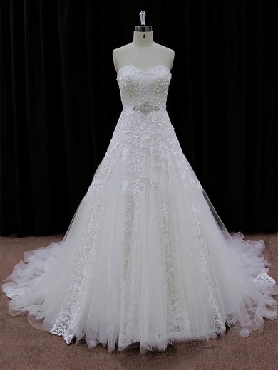 Sweetheart Lace-up Ivory Lace Tulle Appliques Lace Chapel Train Wedding Dresses #Milly00022007