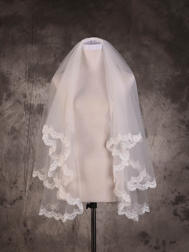 Two-tier Ivory Fingertip Bridal Veils with Applique #Milly03010064