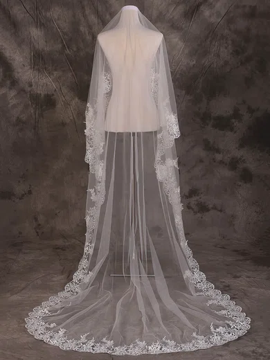 One-tier Ivory Cathedral Bridal Veils with Applique #Milly03010081