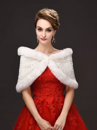 Faux Fur Off-the-Shoulder Sleeveless Shawl with Lace #Milly03040032