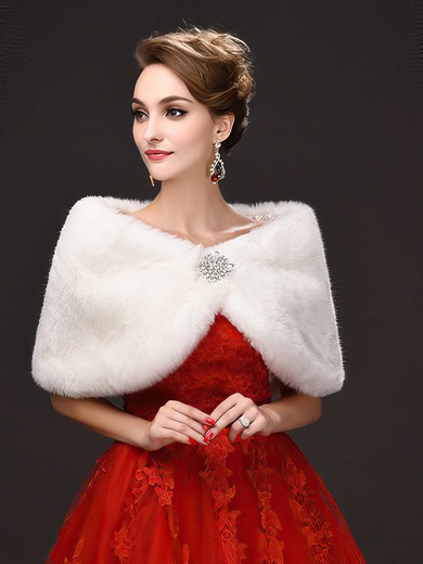 Faux Fur Sleeveless Wrap with Beading #Milly03040040